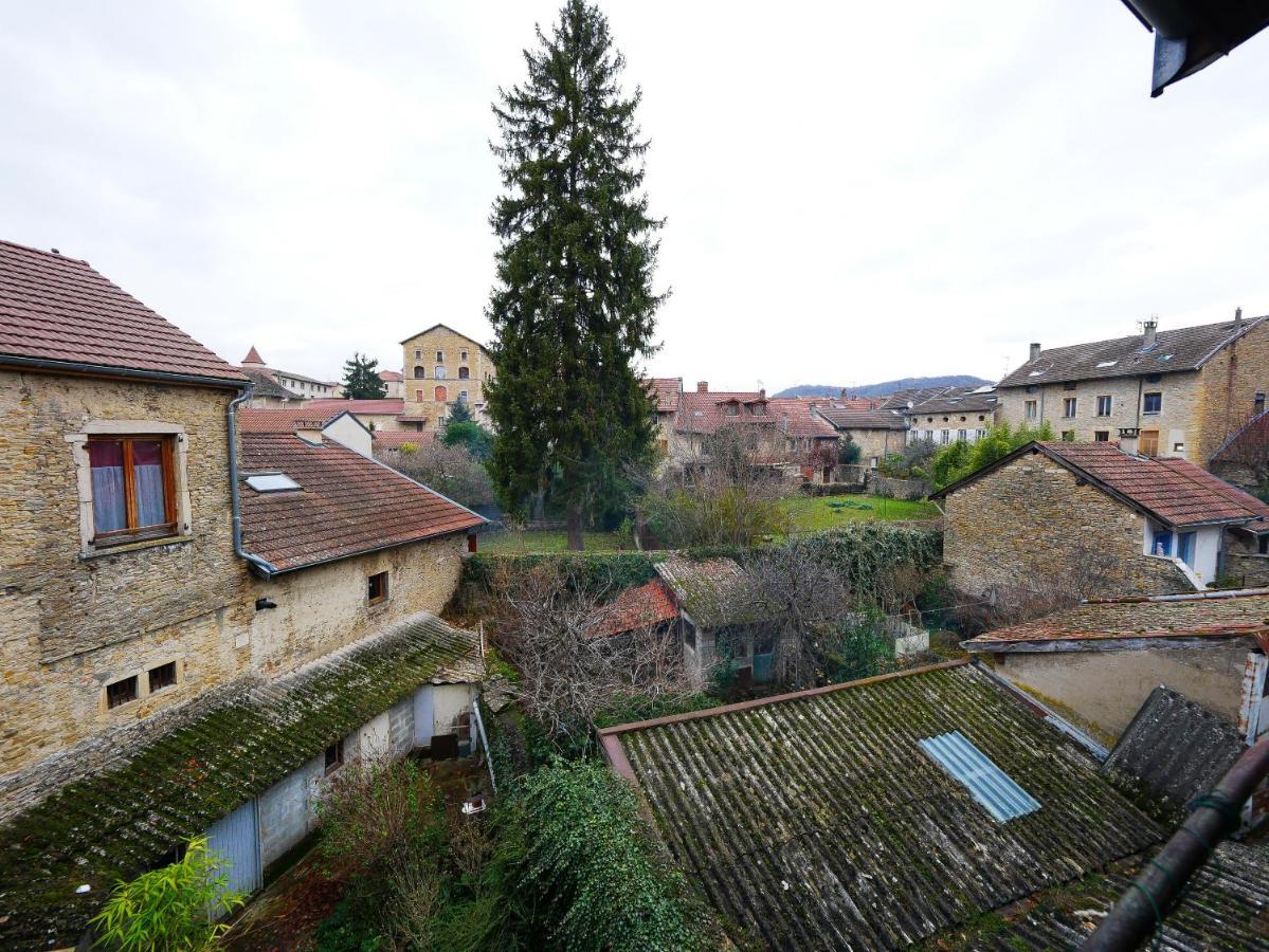 Gîte de St Hippolyte Crémieu Exterior foto